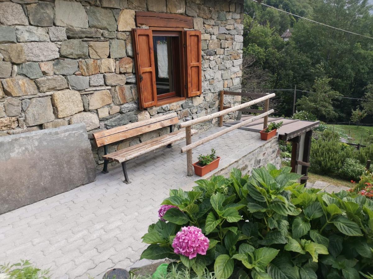 Bed and Breakfast Al Drit Verrès Exteriér fotografie